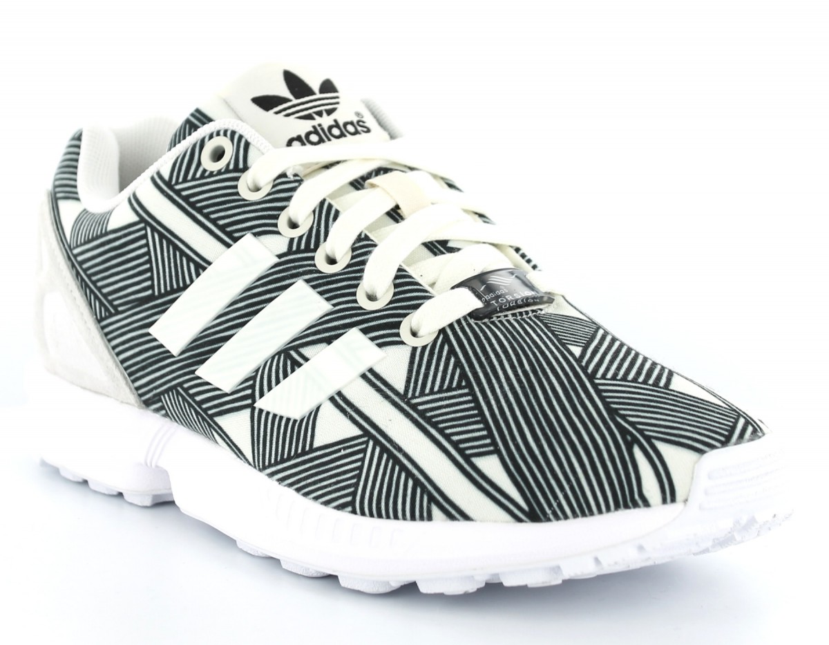 zx flux femme noir et blanc