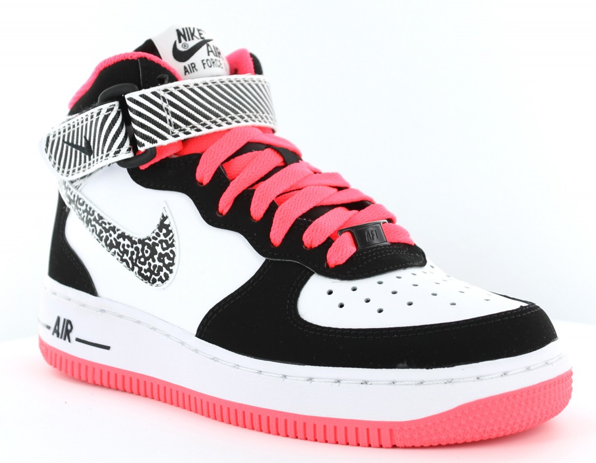 nike air force montante