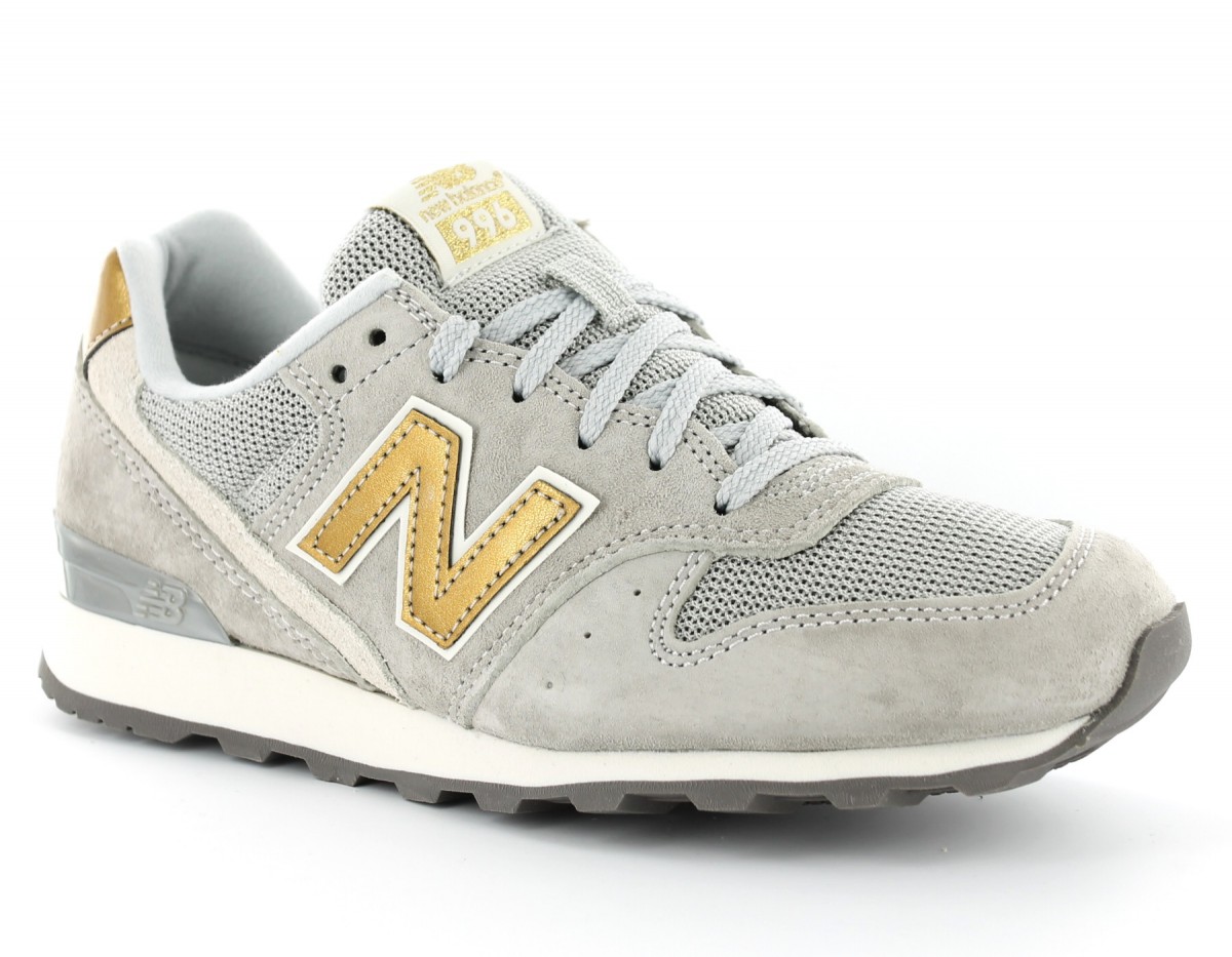 new balance grise et or