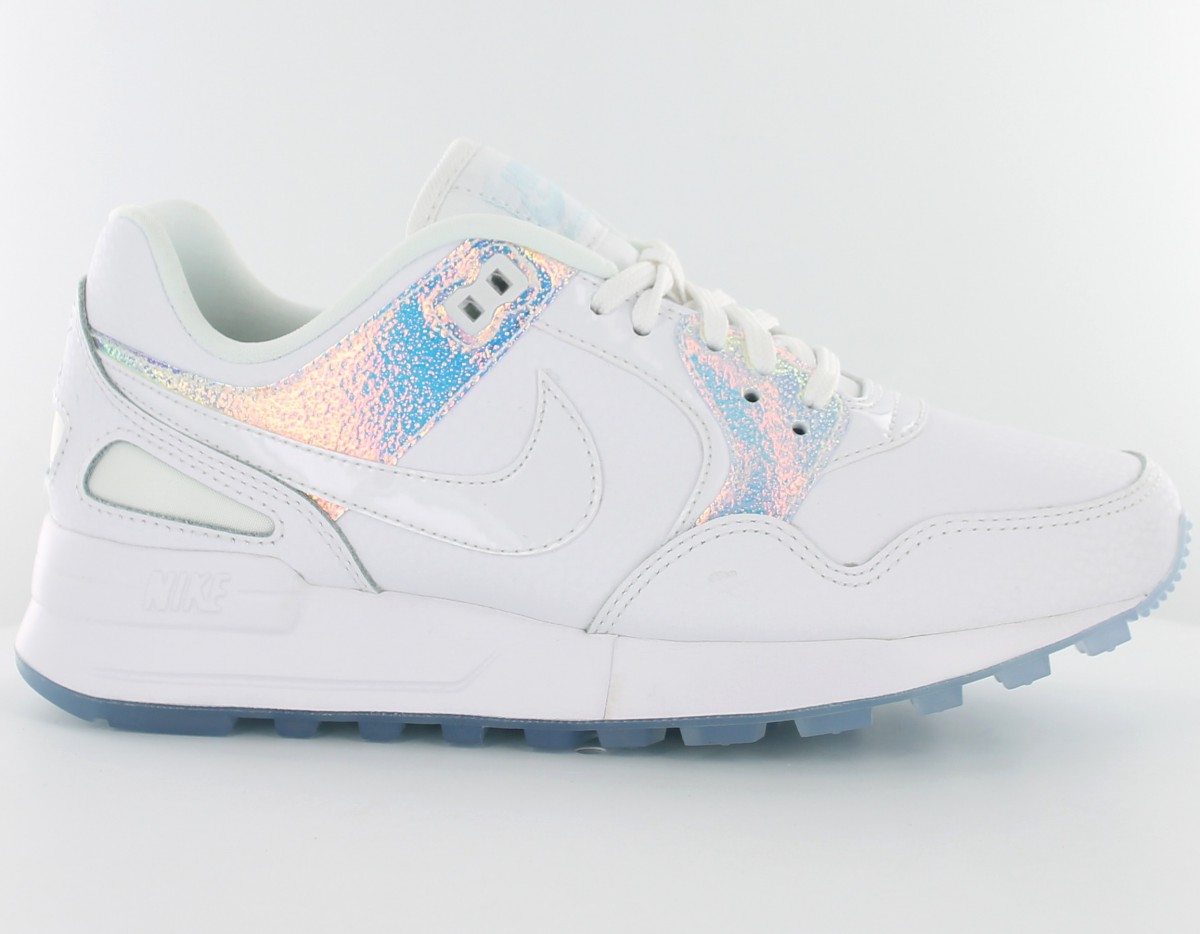 nike air pegasus blanche femme