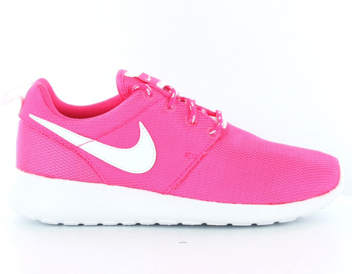 nike roshe run femme rose et blanc