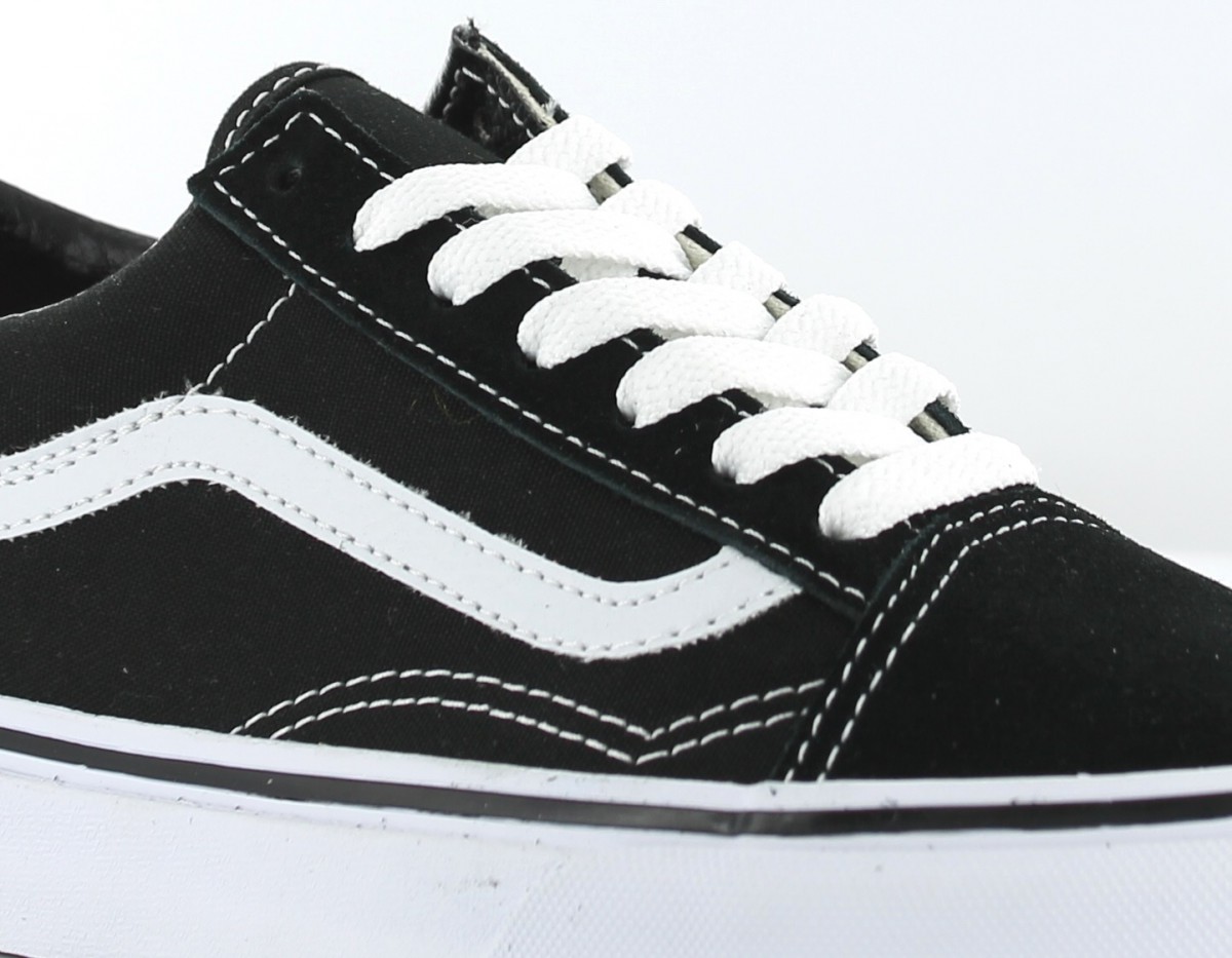 vans noir trait blanc