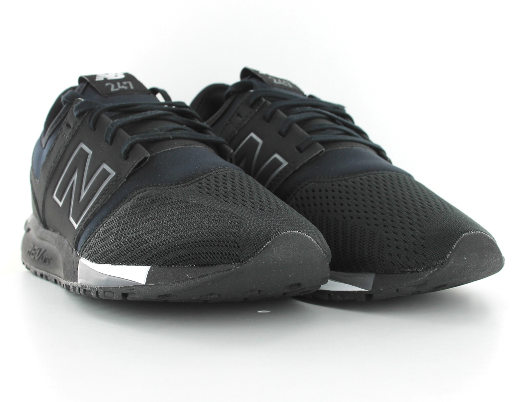 new balance 247 noire