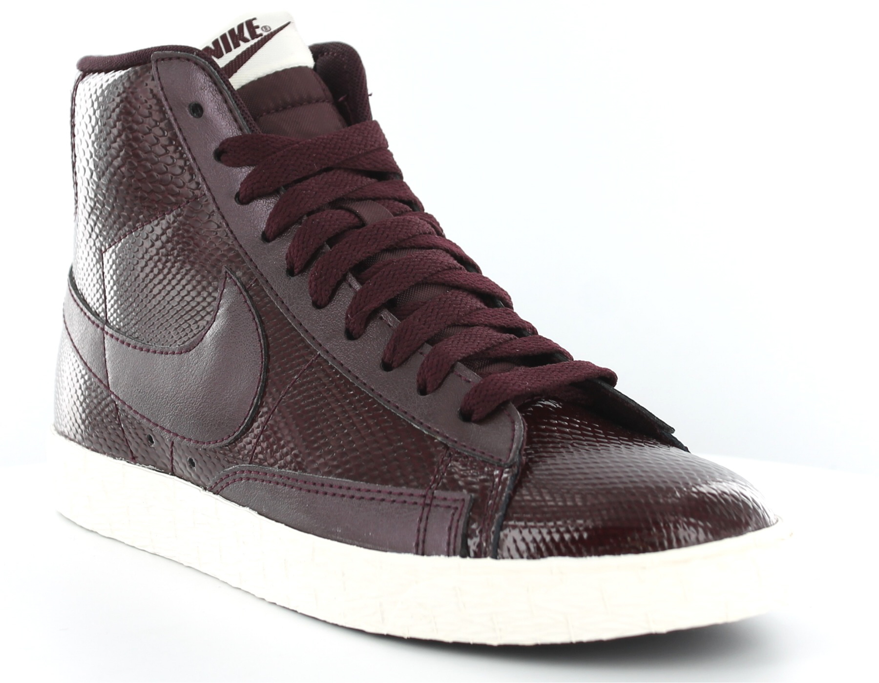 nike blazer bordeaux femme jordan