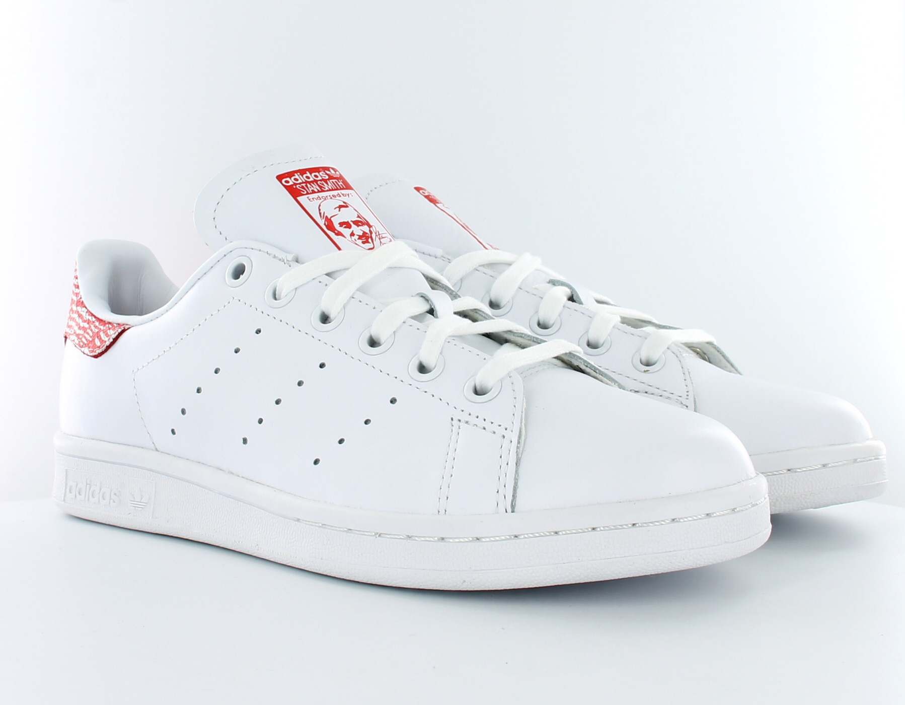 stan smith rouge fleur