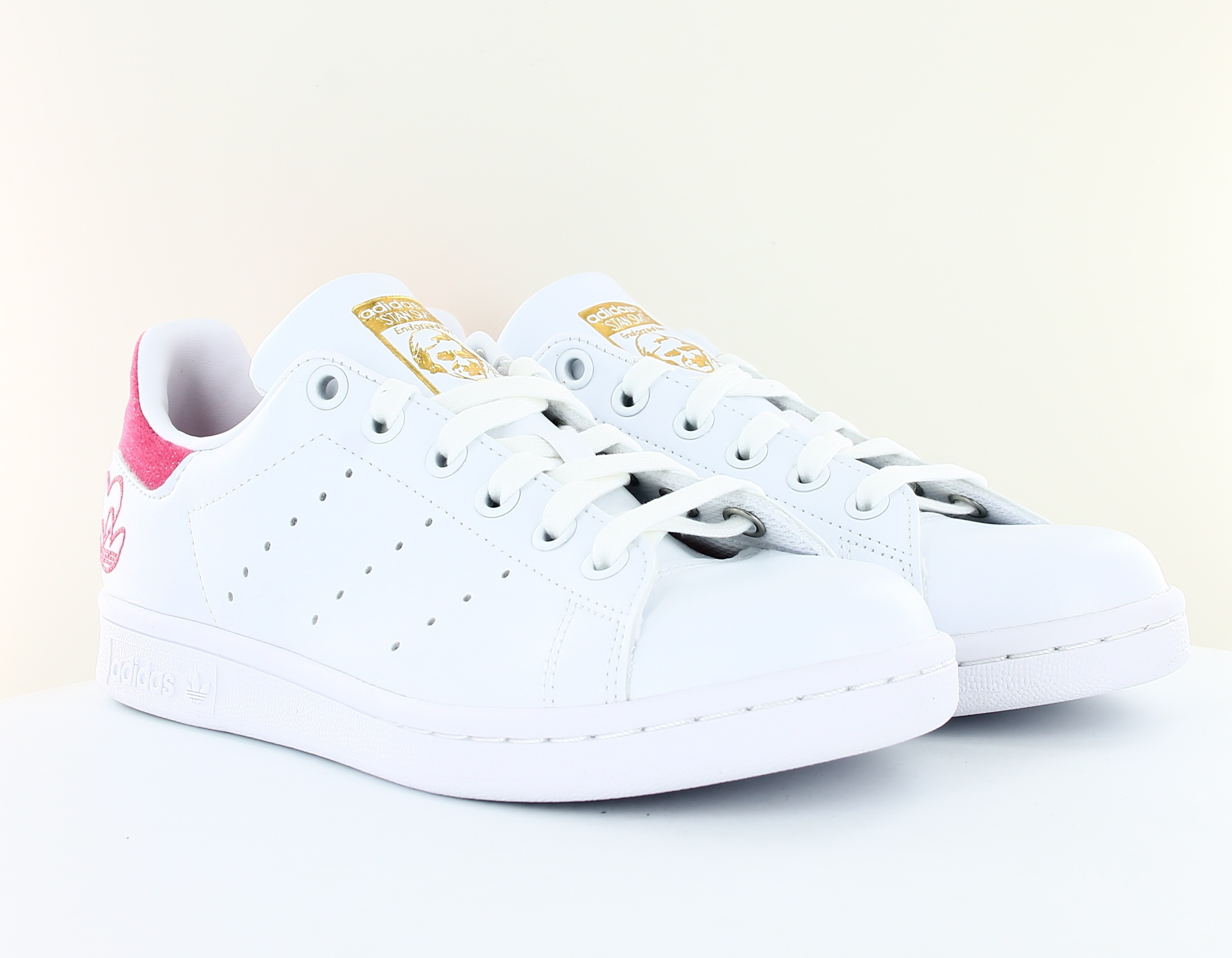 Adidas Stan smith femme Blanc rose coeur G55666