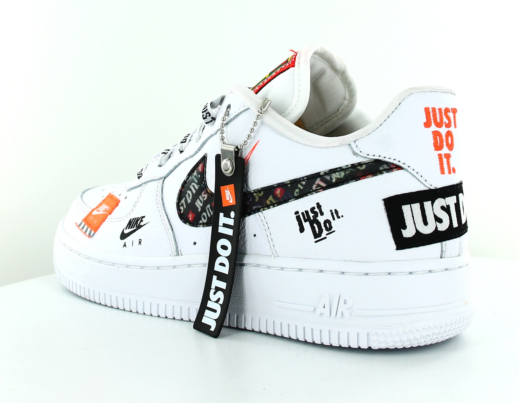 Father before Atlantic Nike Air Force 1 prm Just Do It GS White AO3977-100