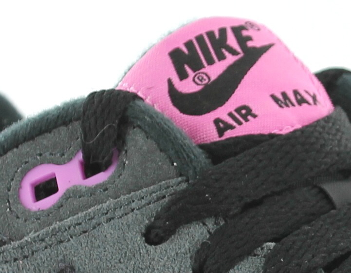 nike-air-max-1-noir-rose-femme
