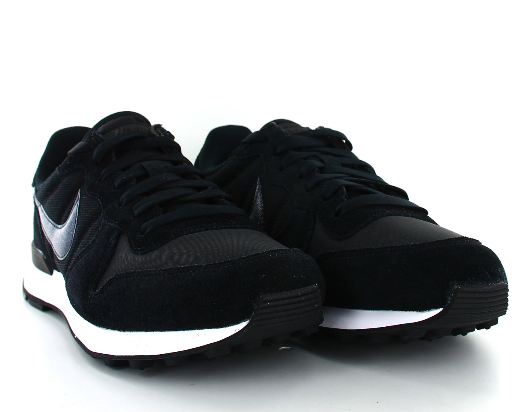 Nike Internationalist AT0075 apantallar 001 da