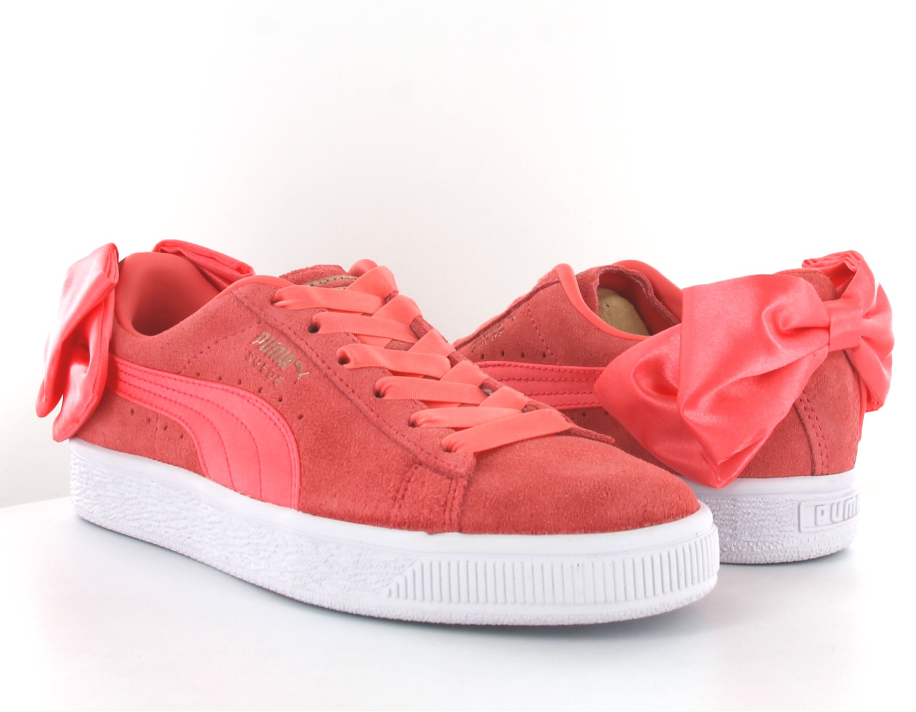 Puma suede sales bow shell pink