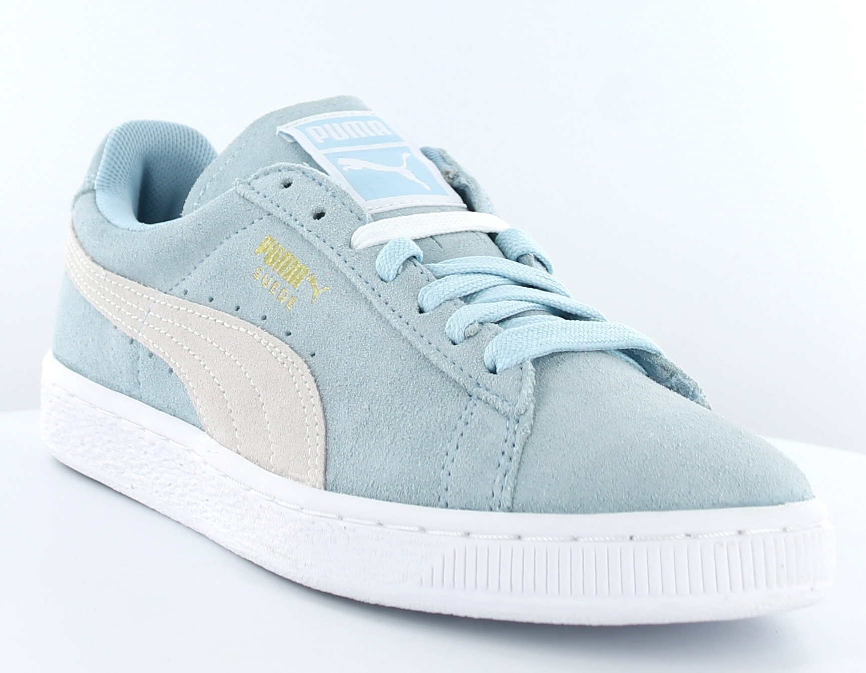 puma bleu ciel