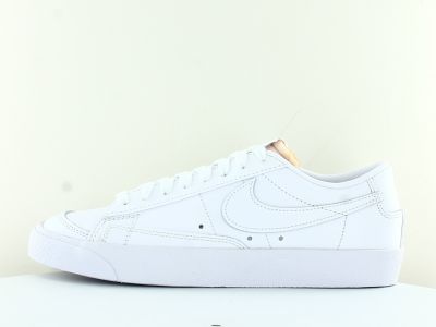 nike blazer basse blanche