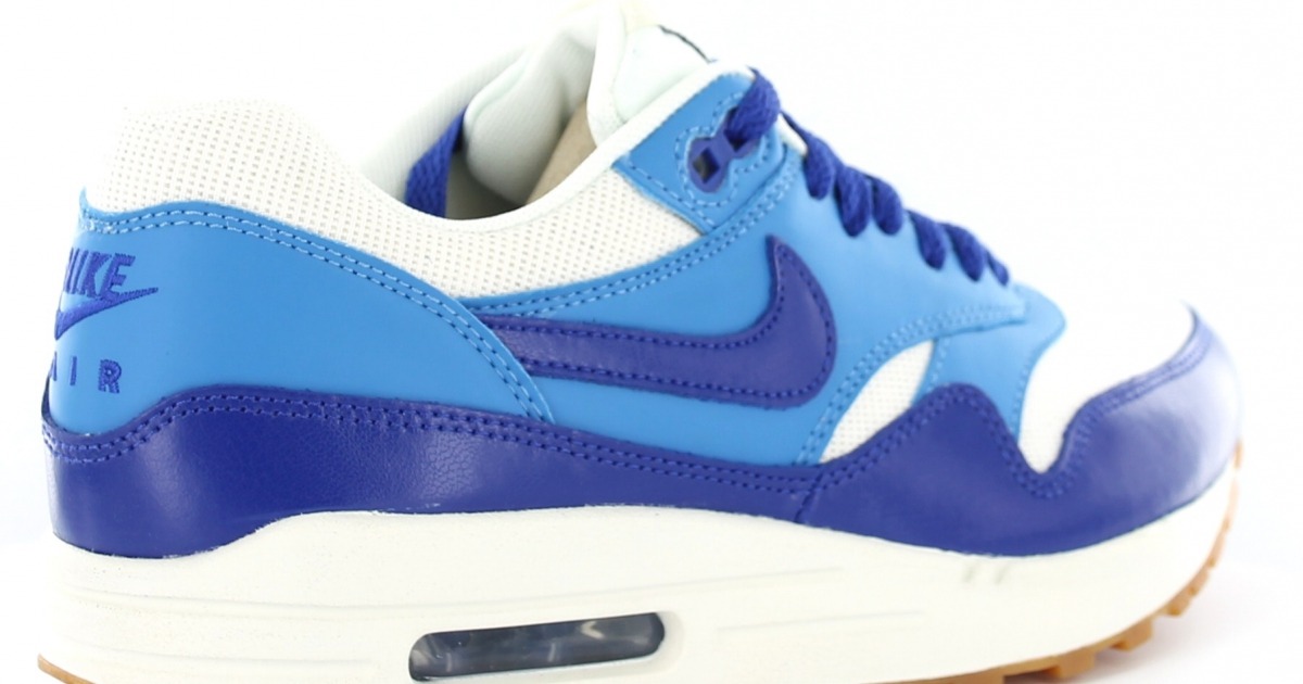 nike air blanche et bleu