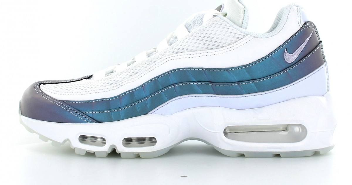white and blue nike air max 95