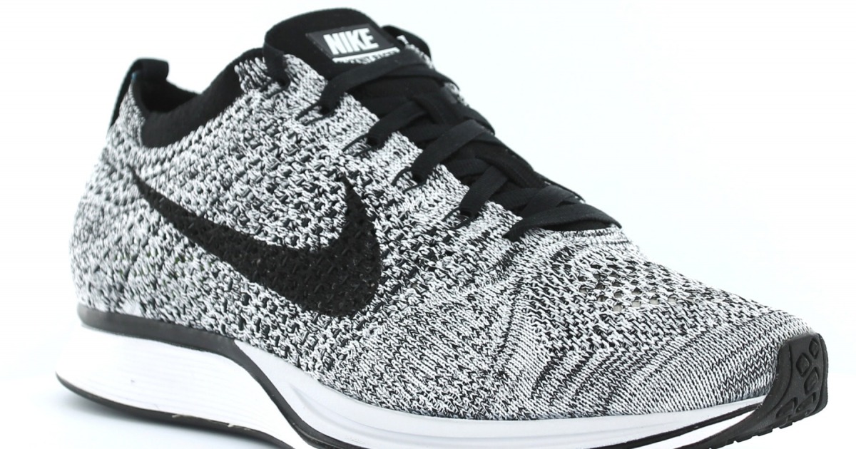 nike flyknit racer blanc noir nike flyknit racer blanc noir