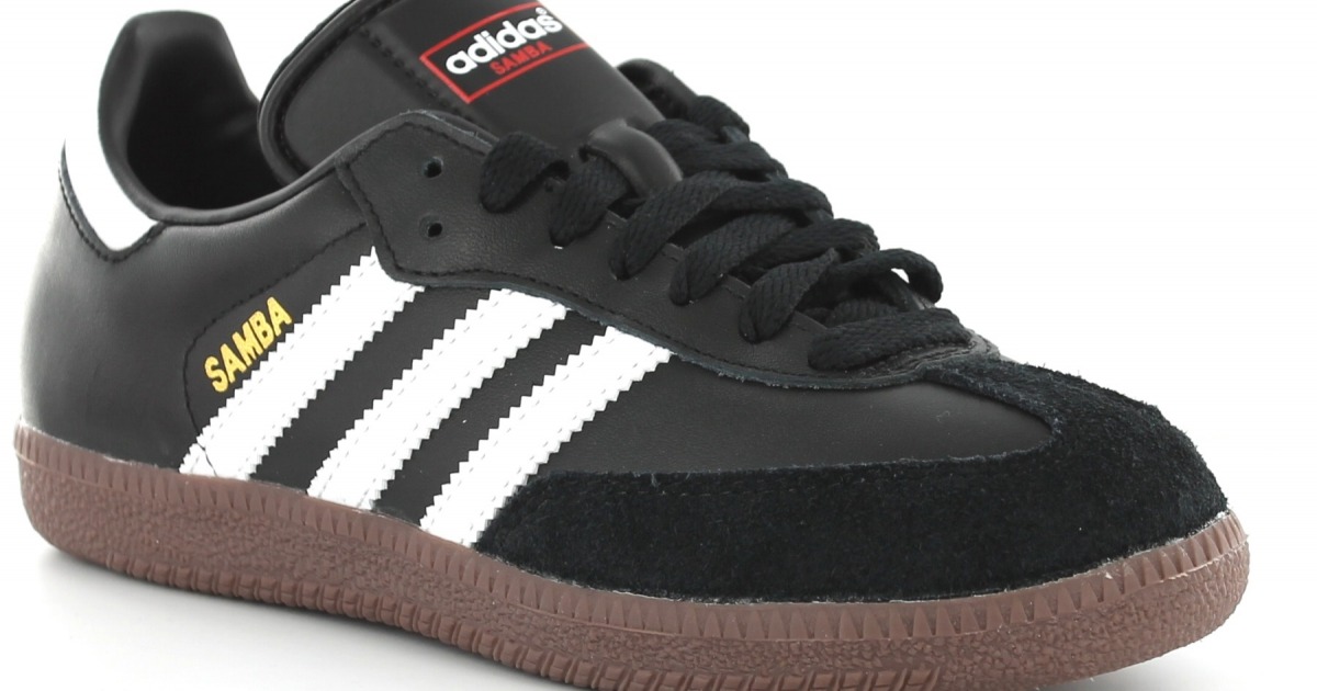 019000 adidas