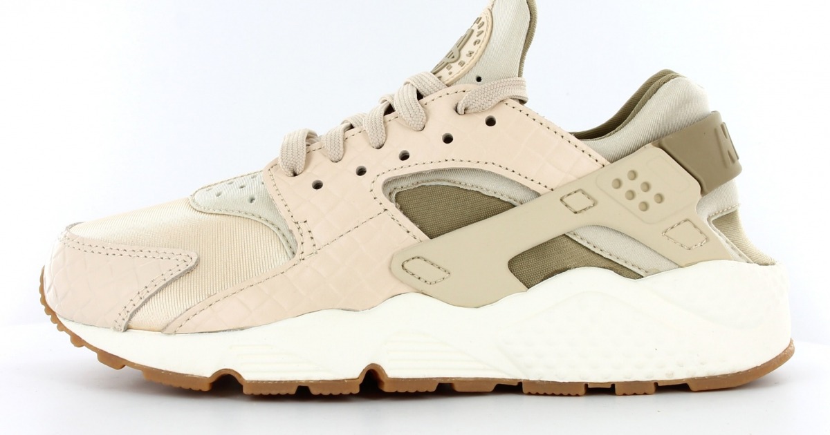 nike huarache women tan