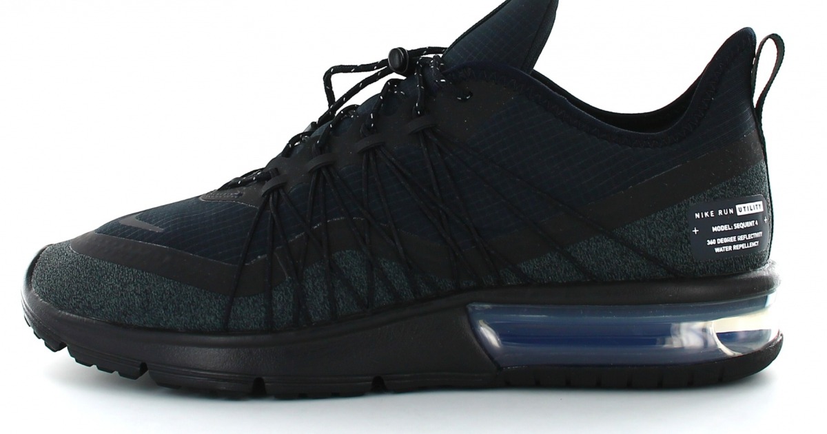 ronaldo boots black