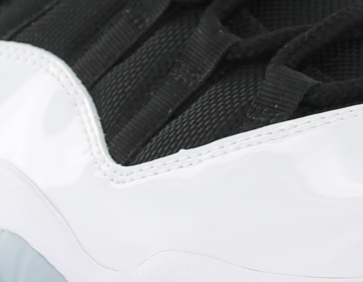 Jordan Air Jordan XI Lo Unconcord BLANC/NOIR