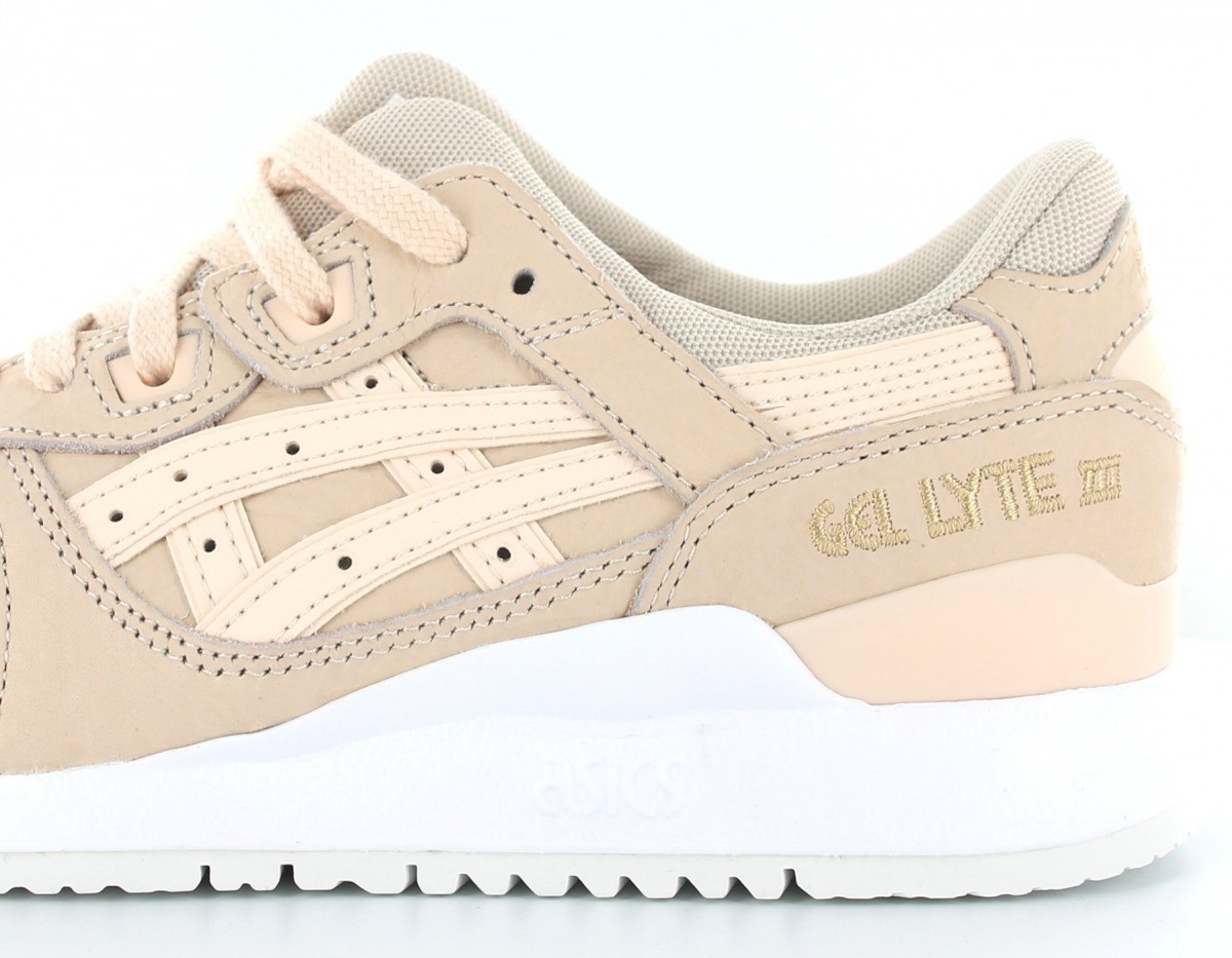 asics blanche et rose