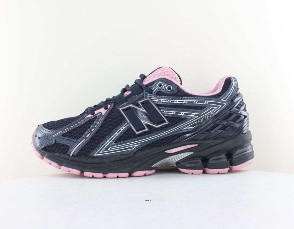 New Balance 1906 bleu marine rose noir