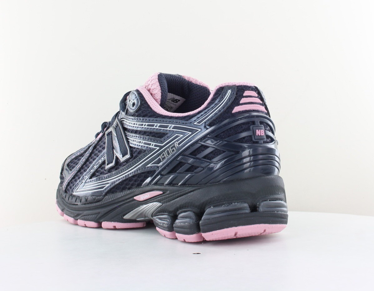 New Balance 1906 bleu marine rose noir