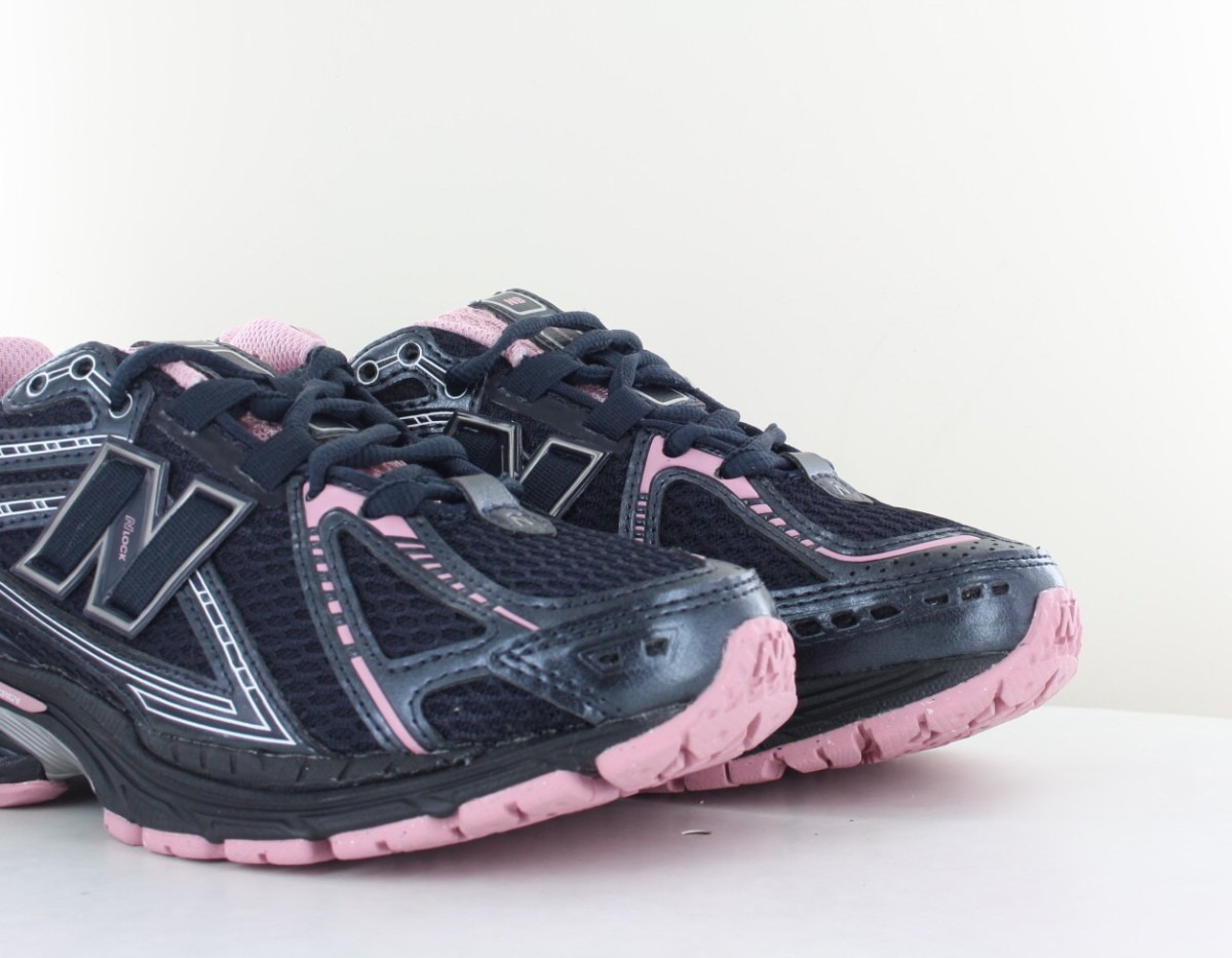 New Balance 1906 bleu marine rose noir