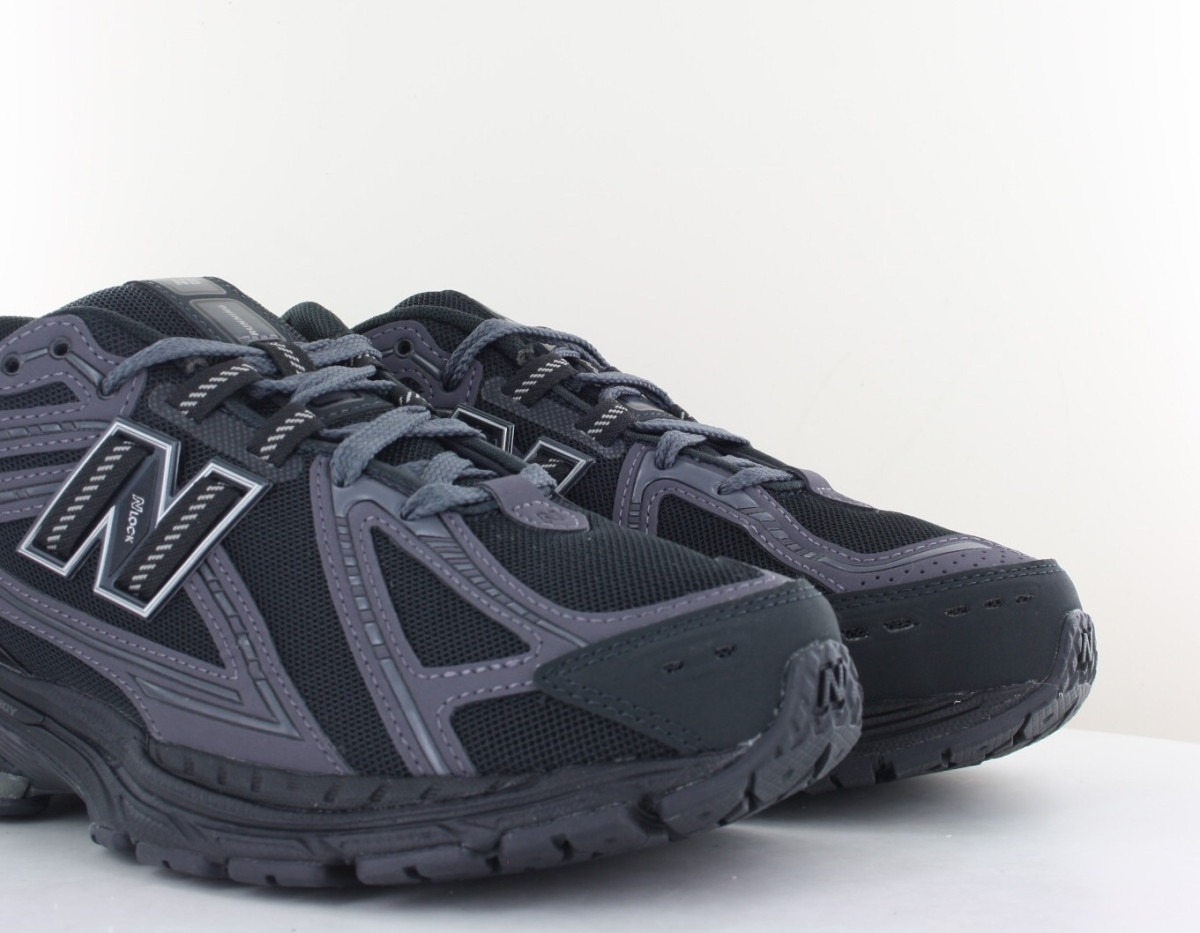 New Balance 1906 noir gris iridescent