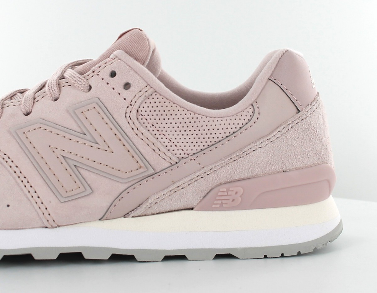 New Balance 996 femme Rose Pale