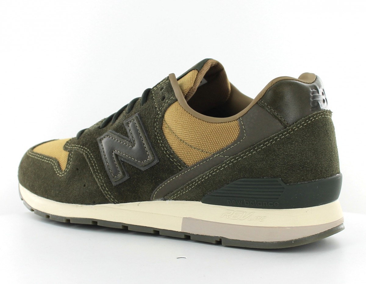 New Balance 996 Suede Vert Kaki-Beige