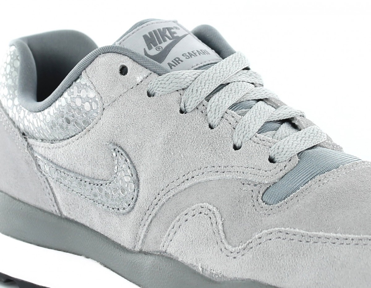 Nike Air Safari GRIS