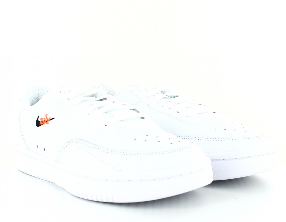 Nike Court vintage premium blanc noir orange