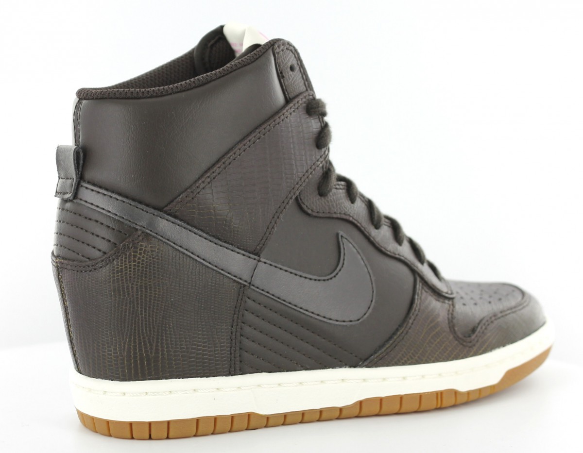 Nike Dunk Sky Hi MARRON