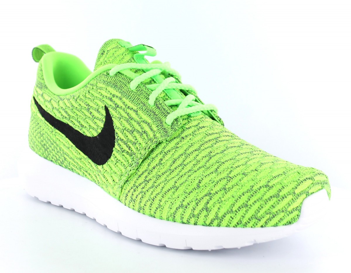 nike roshe run jaune fluo