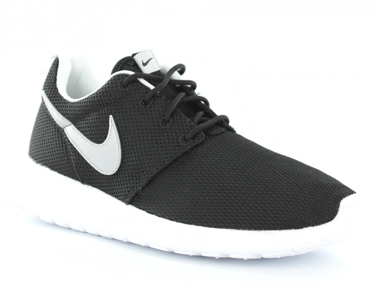 Nike Rosherun gs NOIR/SILVERT