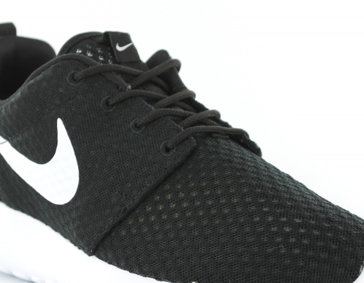 Nike Rosherun Breeze NOIR/BLANC