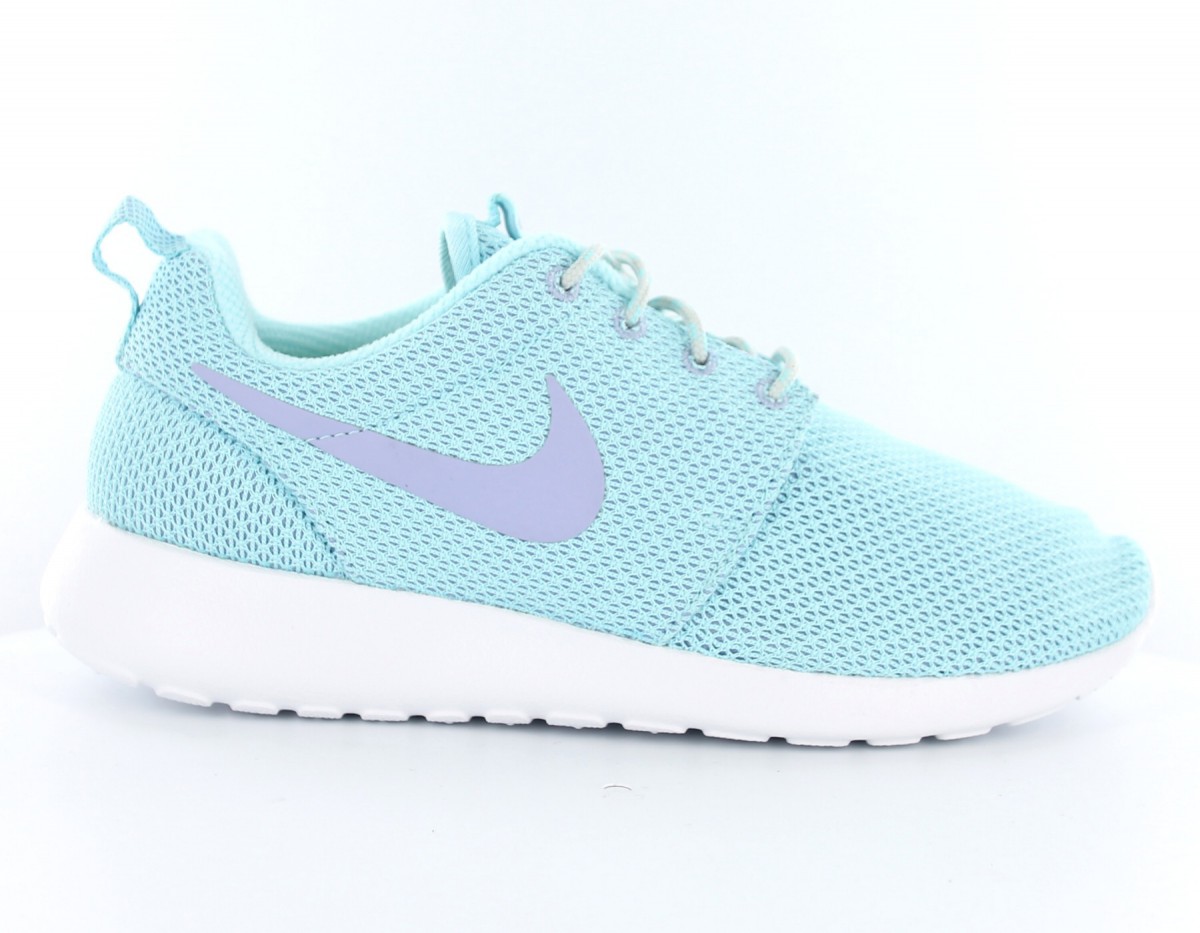 Nike Rosherun femme BLEU/CIEL