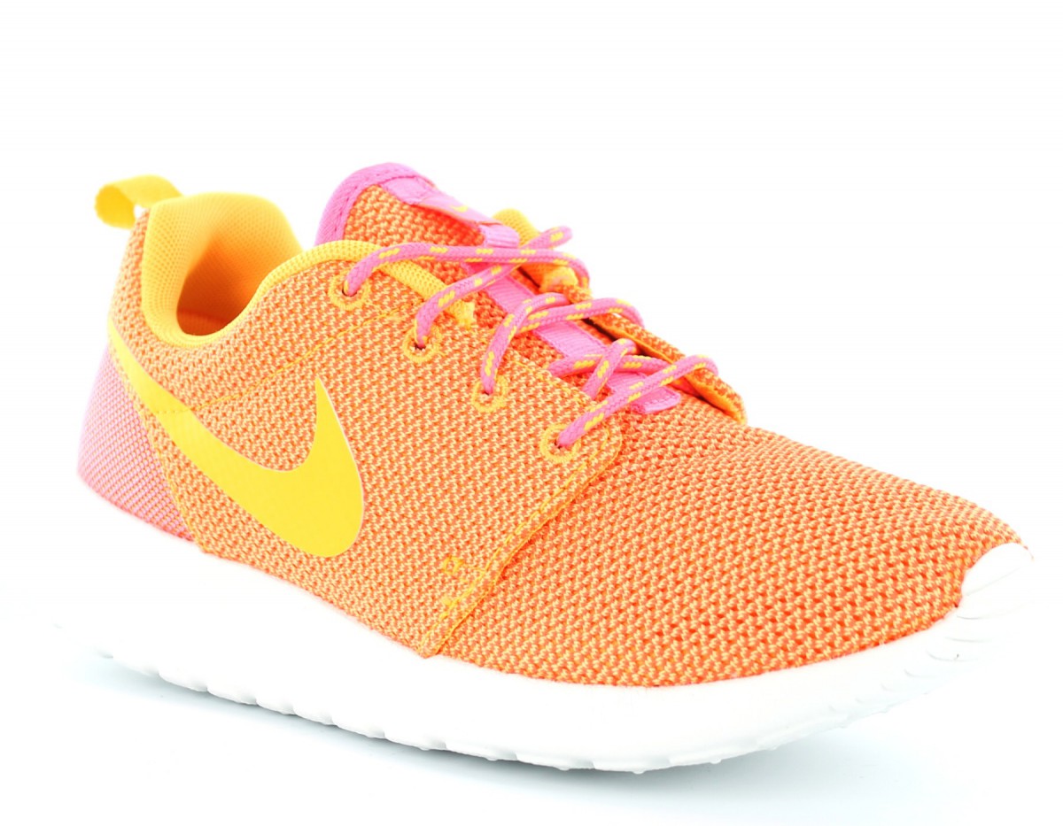 Nike Rosherun femme ORANGE/PINKGLOW