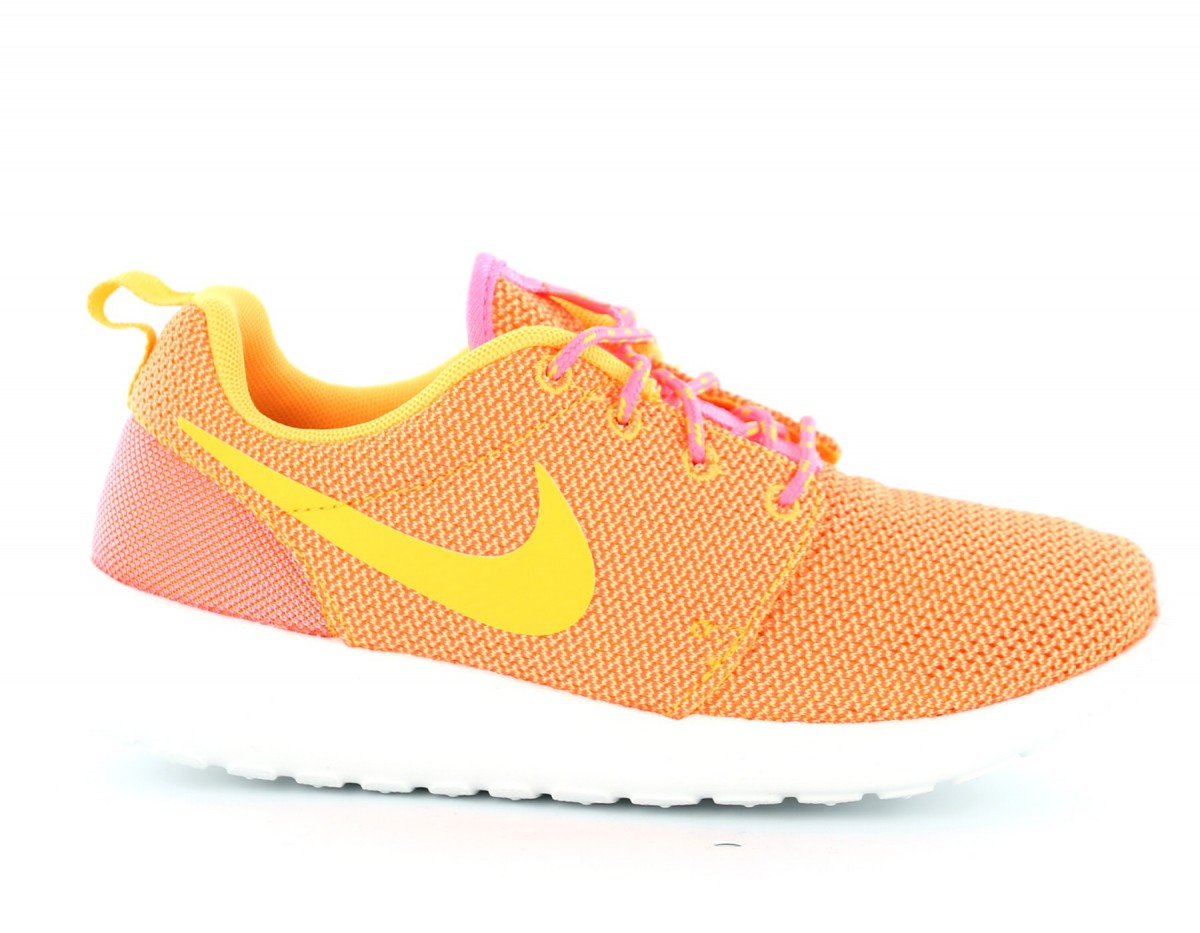 Nike Rosherun femme ORANGE/PINKGLOW