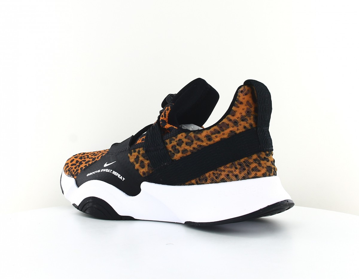 Nike Superrep groove noir leopard blanc