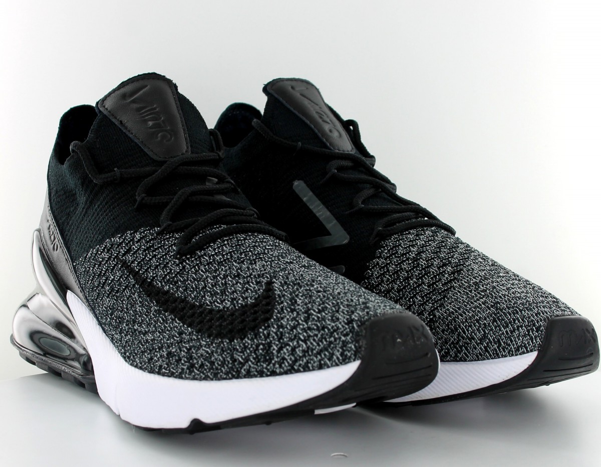 Nike Air max 270 flyknit Black-Black-White