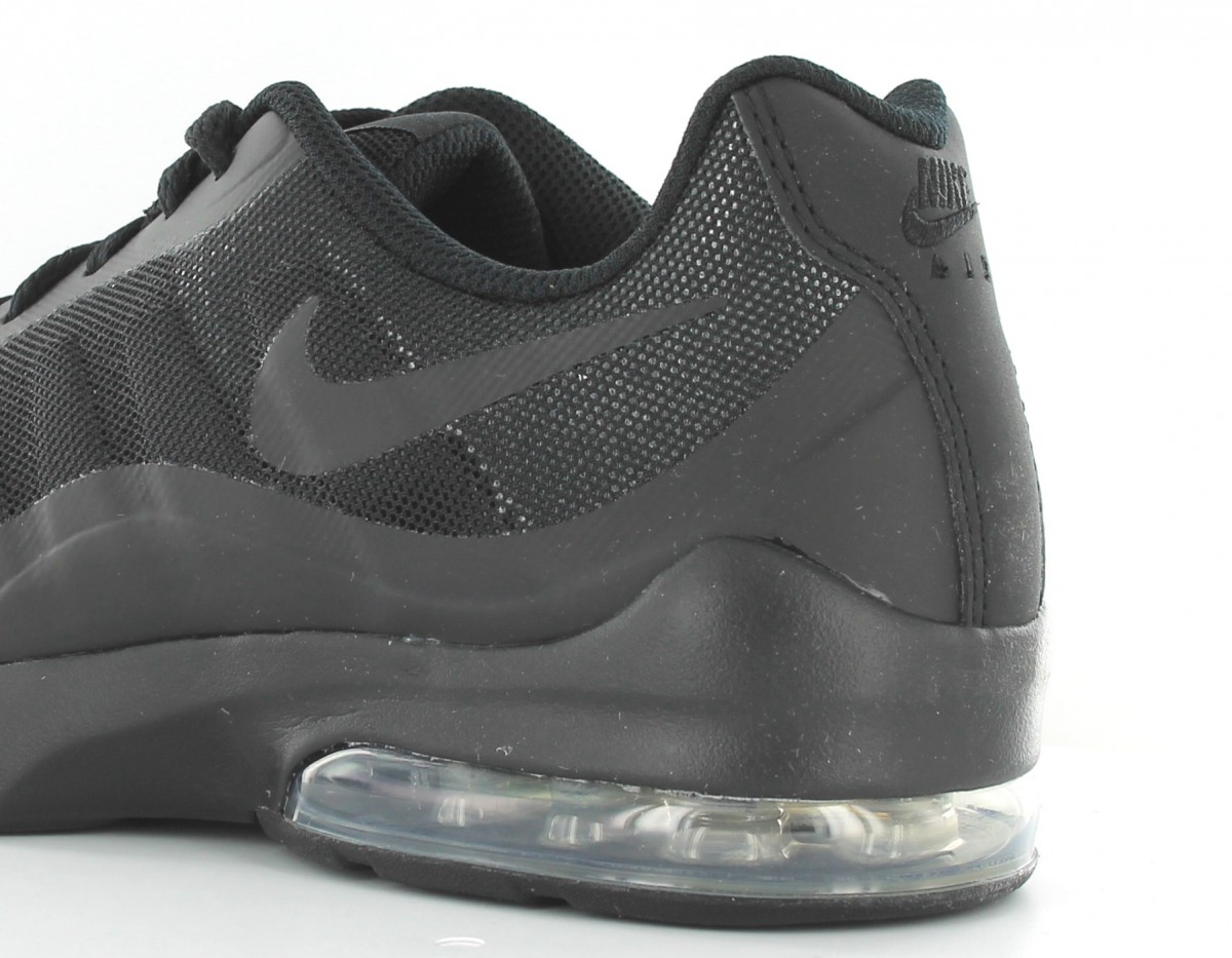 Nike Air Max Invigor Se triple/black