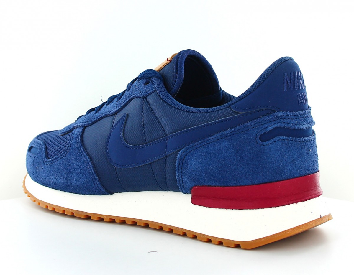 Nike Air Vortex Bleu marine rouge gomme