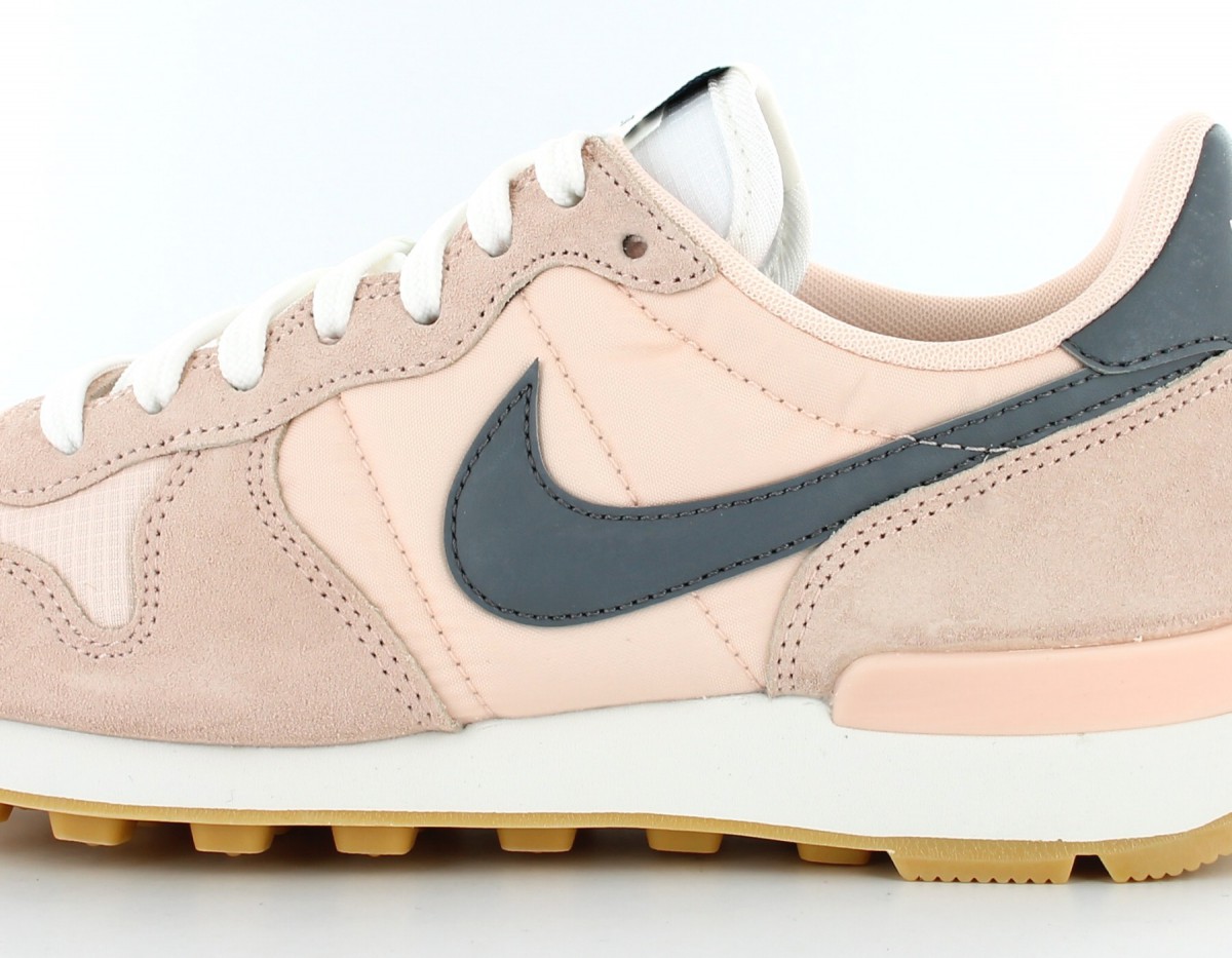 Nike Internationalist femme Rose-Sunset/Cool-Grey