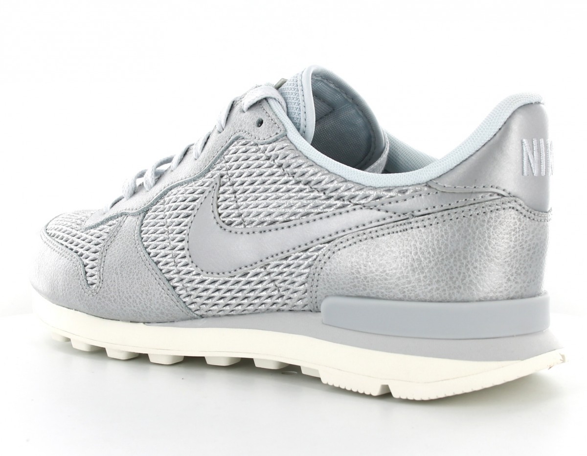 Nike internationalist premium Metallic Platinium-Pure Platinium