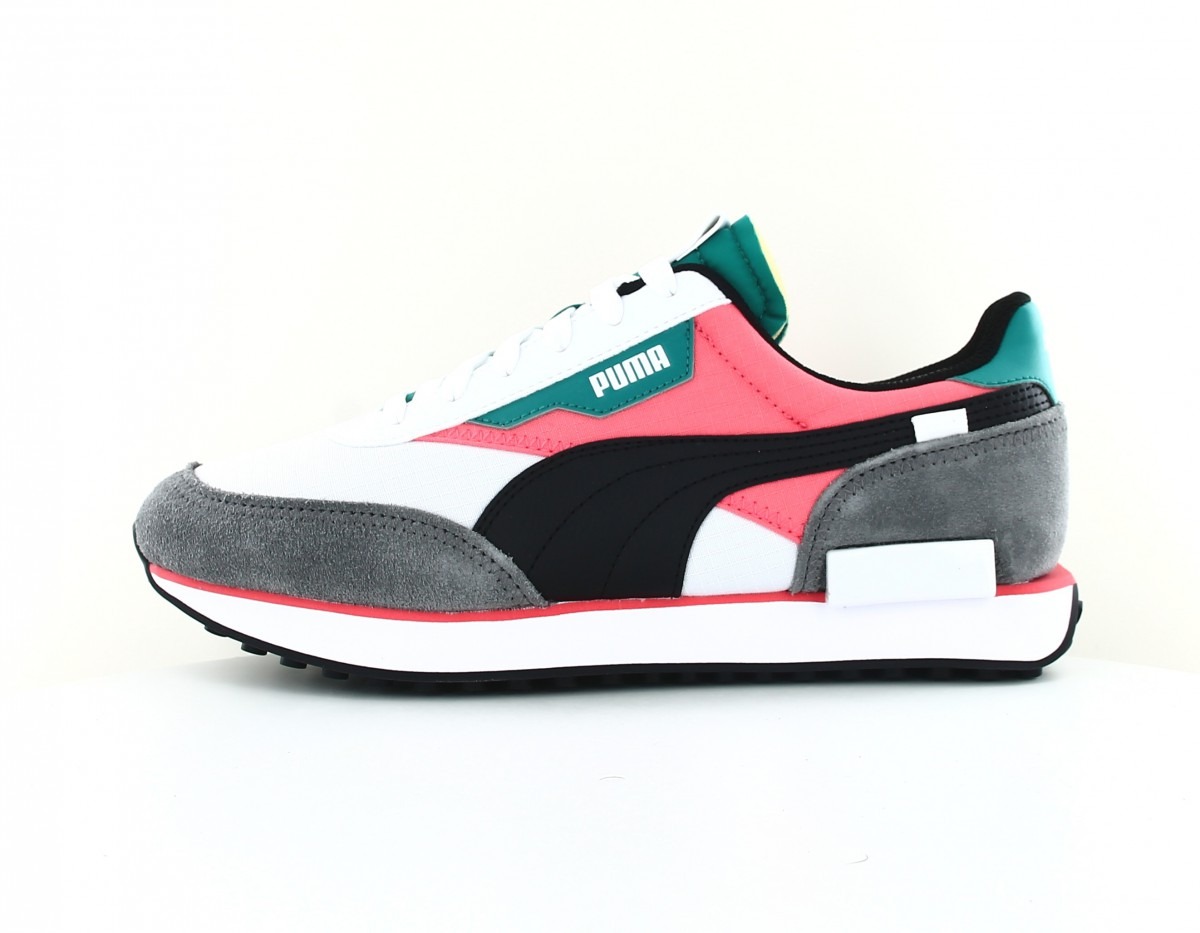 Puma Future rider play on blanc noir gris vert rose pêche