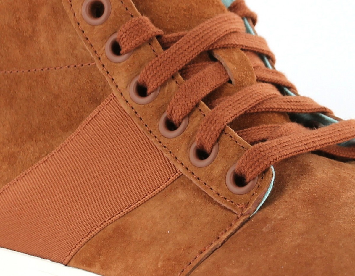 Adidas army tr chukka top
