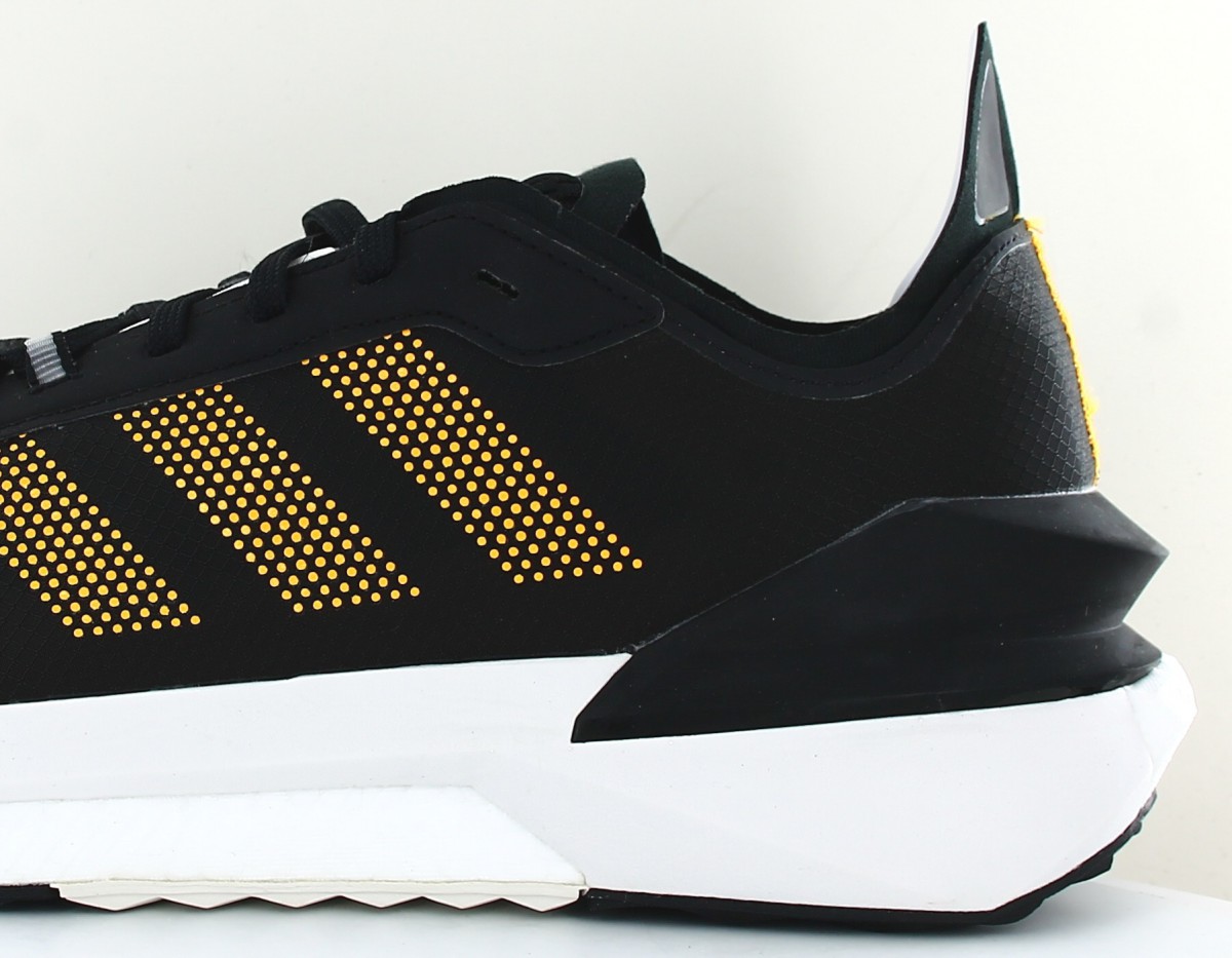 Adidas Avryn noir jaune