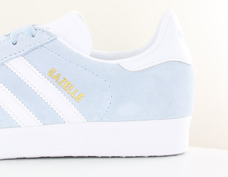 Adidas Gazelle bleu ciel blanc or