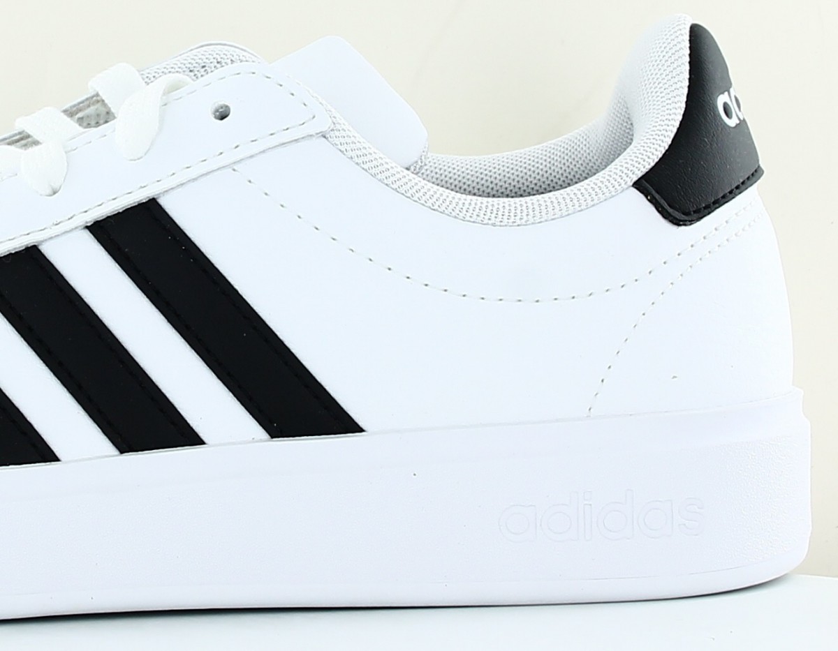 Adidas Grand court 2.0 blanc noir